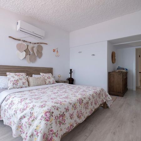 Beach Villa Dorada エステポナ エクステリア 写真