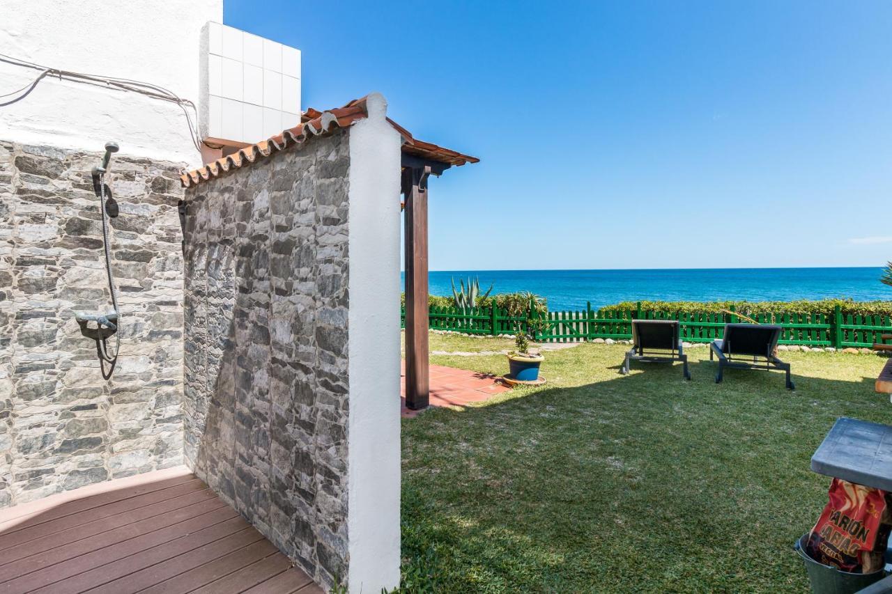 Beach Villa Dorada エステポナ エクステリア 写真