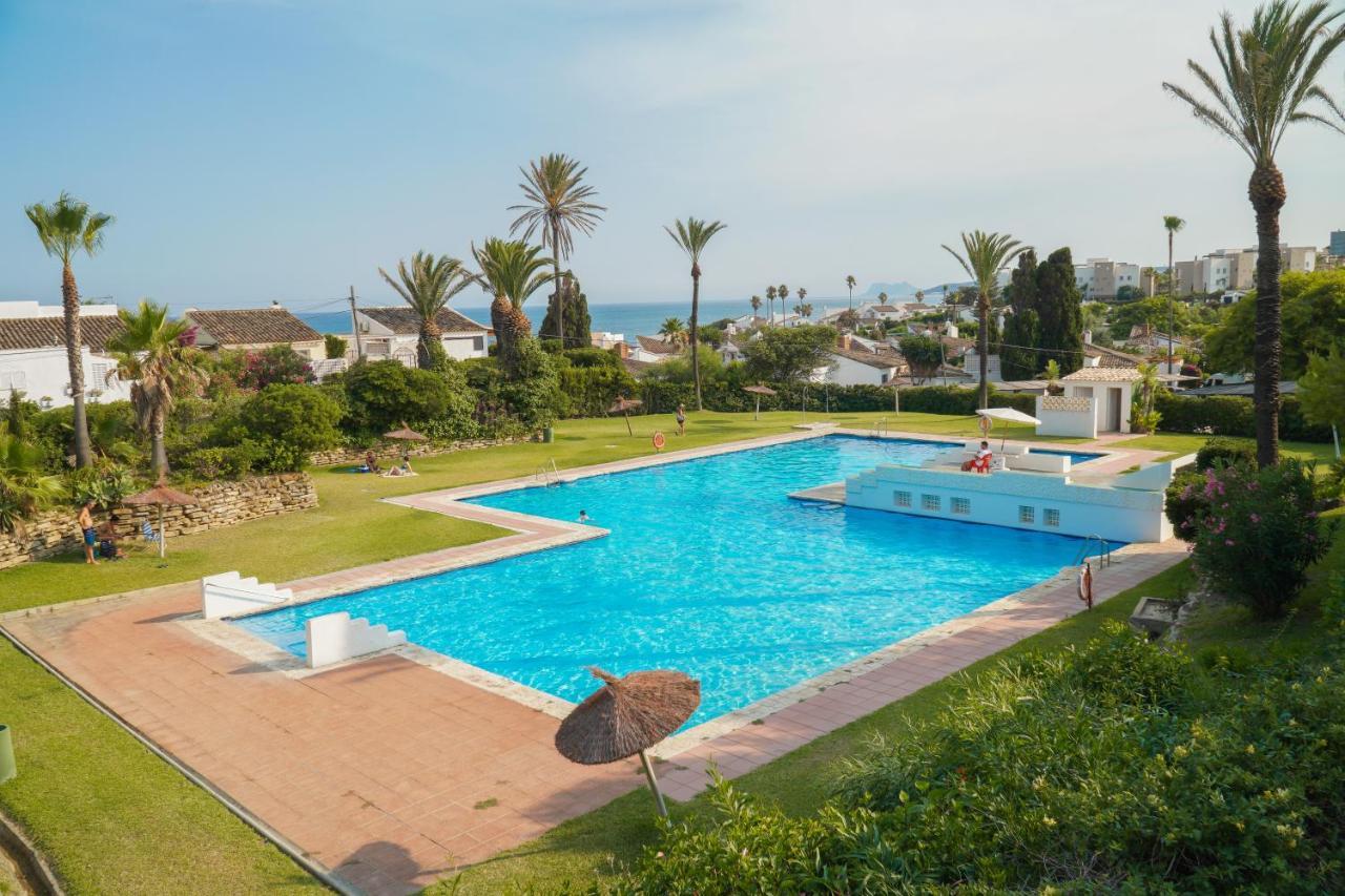 Beach Villa Dorada エステポナ エクステリア 写真