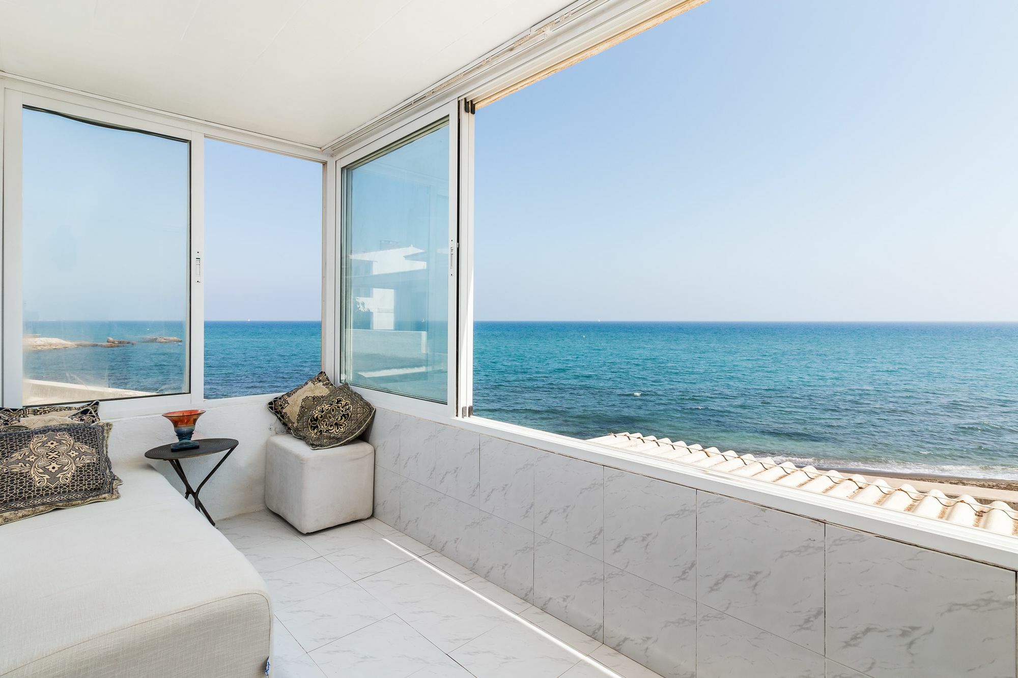 Beach Villa Dorada エステポナ エクステリア 写真