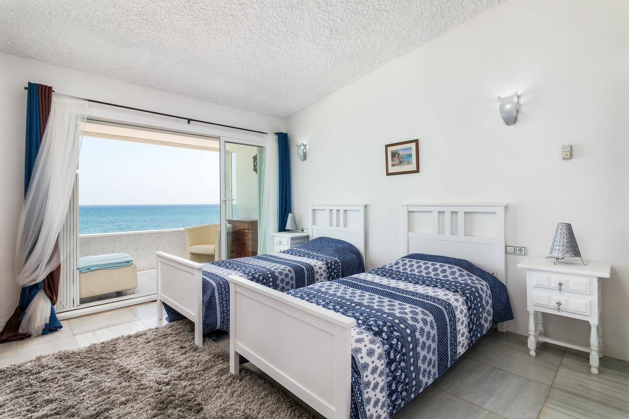 Beach Villa Dorada エステポナ エクステリア 写真