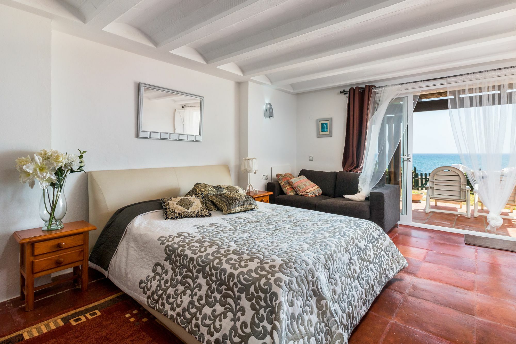 Beach Villa Dorada エステポナ エクステリア 写真
